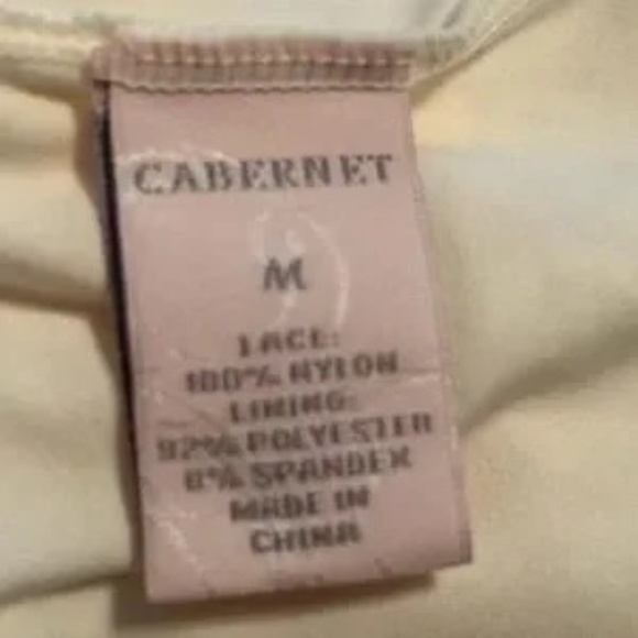 Cabernet Sleeveless All Over Lace Top Sz M - Picture 4 of 5